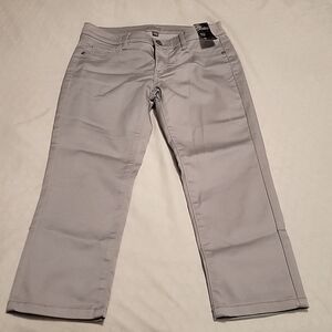 Women's crop pants